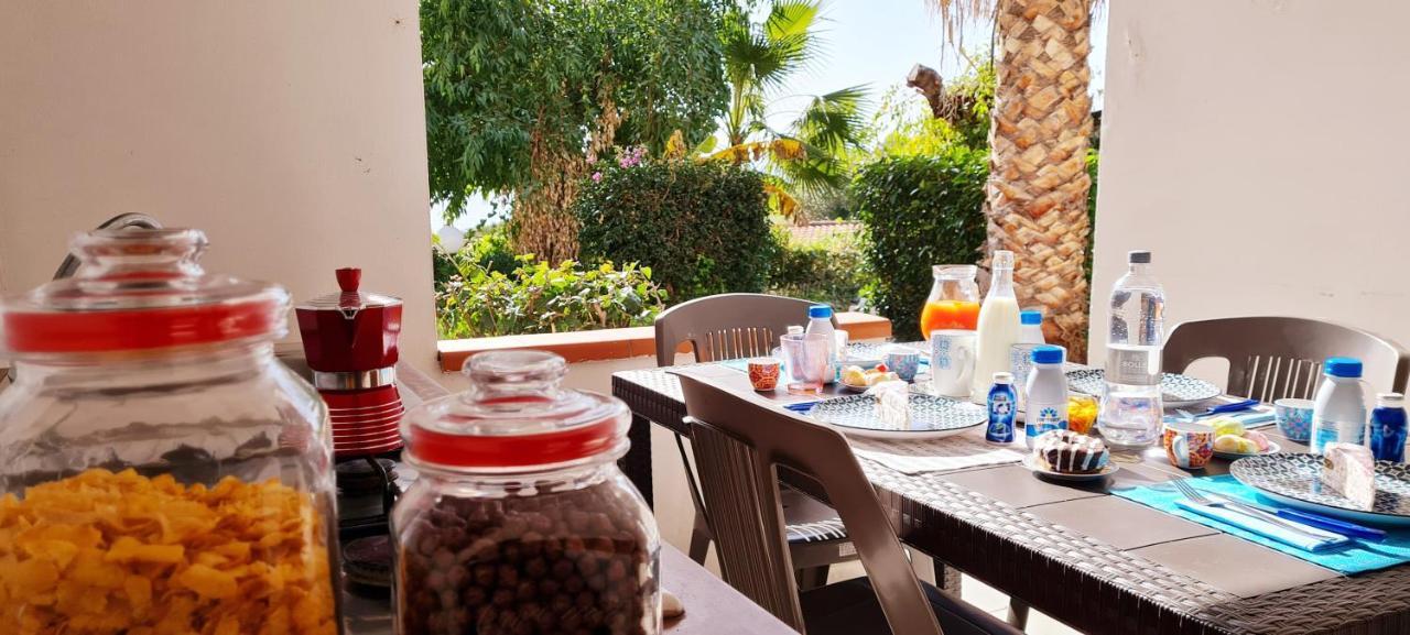 Ninfa Sul Mare Apartments 50 M E T R I Dal Mare Parcheggio Gratuito Custodito Capo Vaticano Kültér fotó
