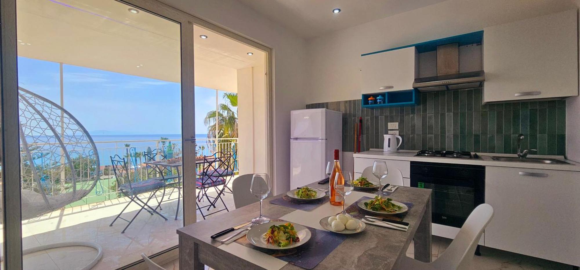 Ninfa Sul Mare Apartments 50 M E T R I Dal Mare Parcheggio Gratuito Custodito Capo Vaticano Kültér fotó