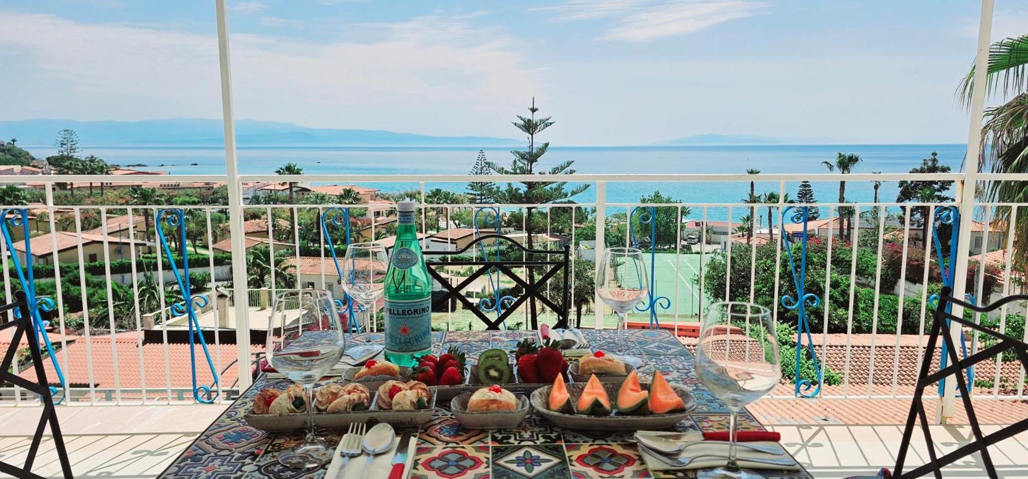Ninfa Sul Mare Apartments 50 M E T R I Dal Mare Parcheggio Gratuito Custodito Capo Vaticano Kültér fotó