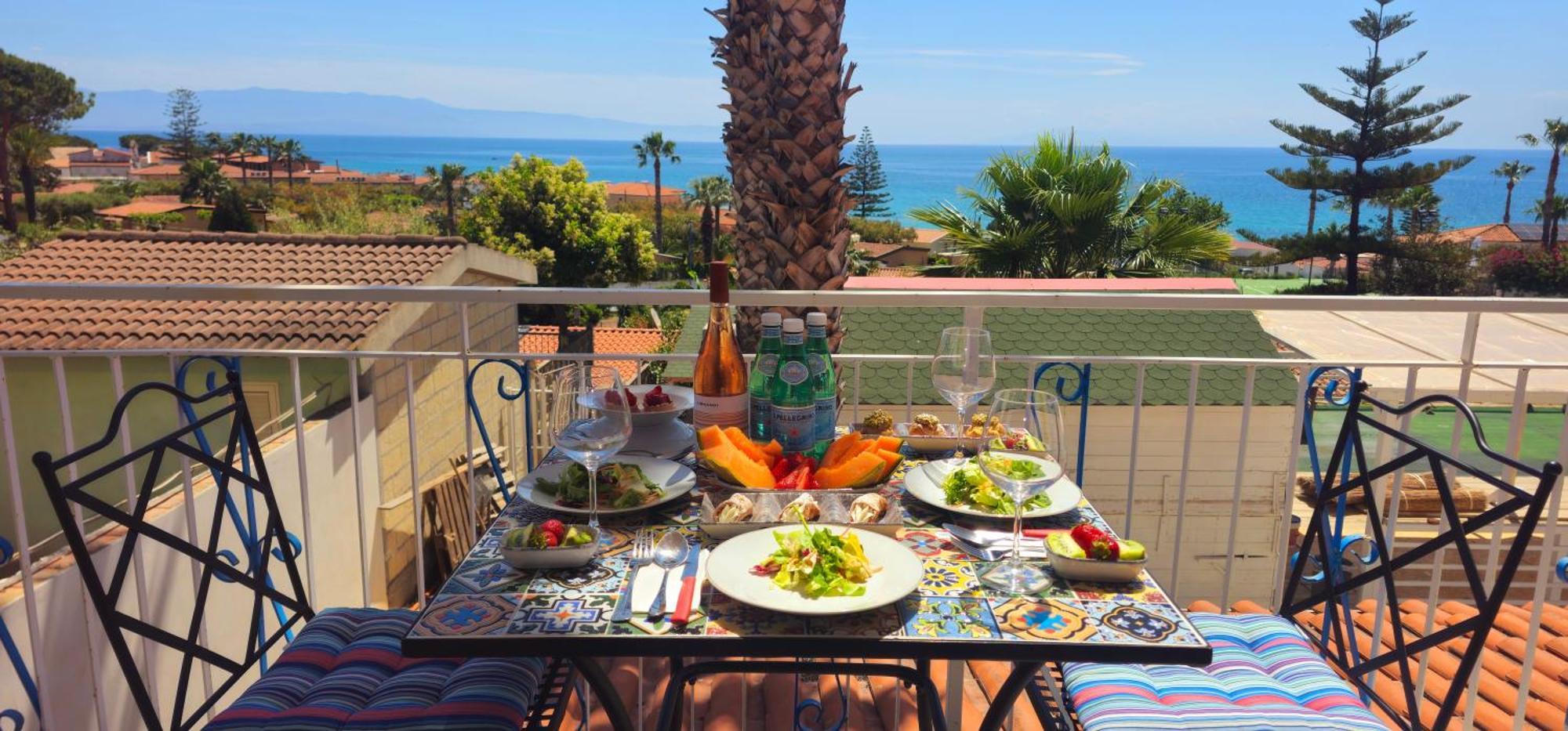 Ninfa Sul Mare Apartments 50 M E T R I Dal Mare Parcheggio Gratuito Custodito Capo Vaticano Kültér fotó